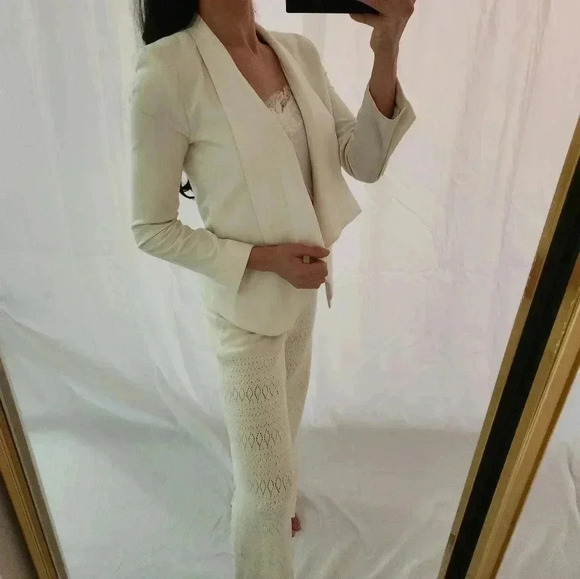 BCBG White Cropped Sleeve Blazer preppy business casual Formal Collared suit off - Picture 3 of 10